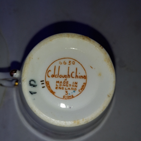 Colclough China Pattern #6630 Teacup w/ Saucer - Picture 7 of 8